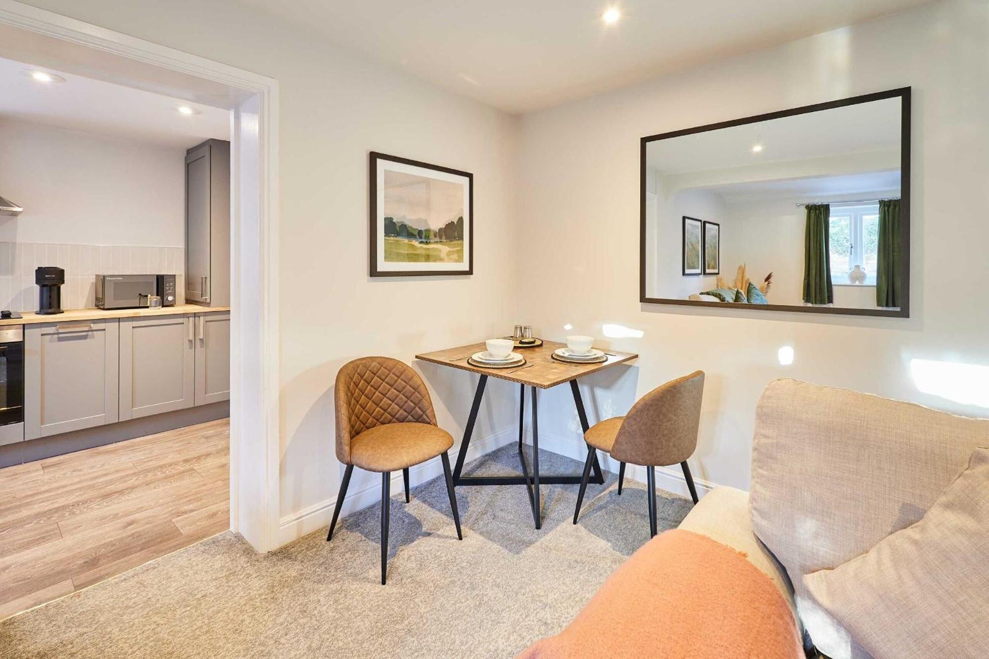Host & Stay - The Raven Hotel Much Wenlock Eksteriør billede