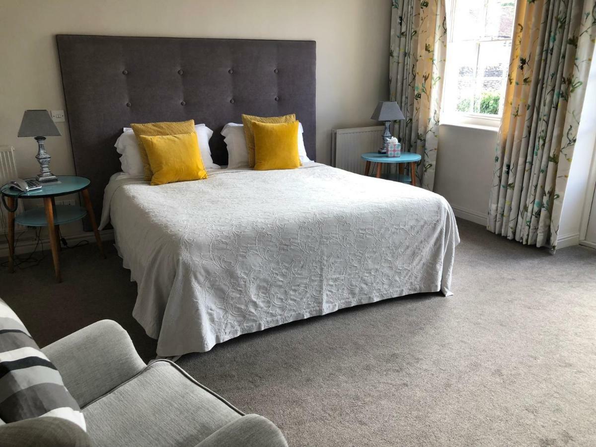Host & Stay - The Raven Hotel Much Wenlock Eksteriør billede